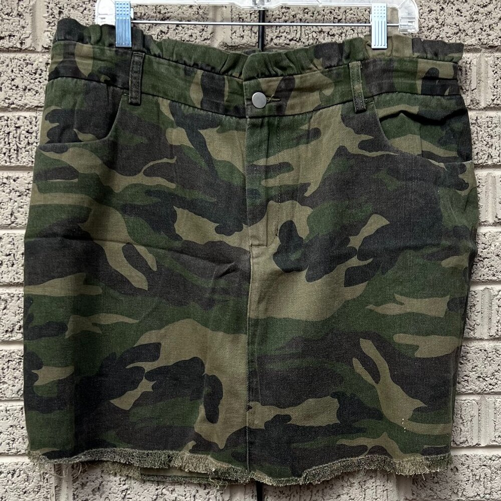 Hayden Womens Green Camo Raw Hem Mini Skirt NWT 3XL